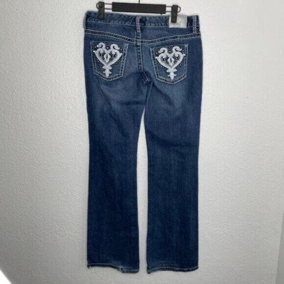 Maurices Womens Jeans Size 30 Premium Denim Blue Dark Wash Bootcut Embroidered - Picture 10 of 14